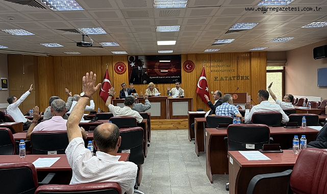 Edirne İl Özel İdaresi ilk yarıyı 138,6 milyon lira bütçe fazlasıyla kapattı