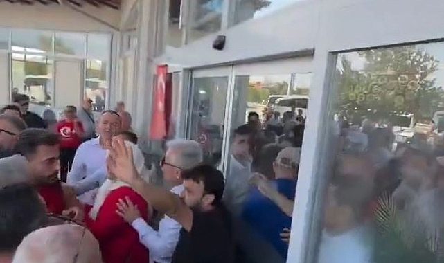 İYİ Parti Edirne Teşkilatının Otobüsü Tesise Alınmadı 
