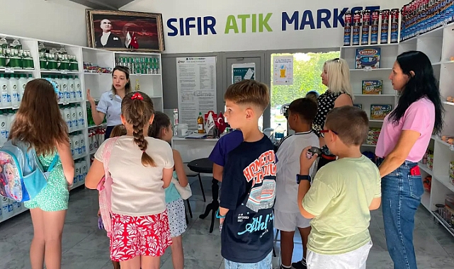 Öğrenciler Sıfır Atık Markette