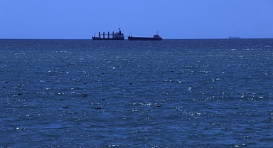 Poyraz deniz ulaşımını olumsuz etkiliyor