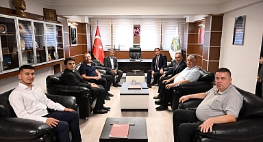 Vali Sezer’den Esnaf Odaları Birliği’ne Ziyaret