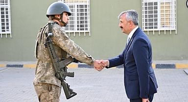 ValiYunus Sezer’den Sınır Karakoluna Ziyaret