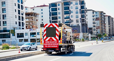 Yol Çizgileri Yenileniyor