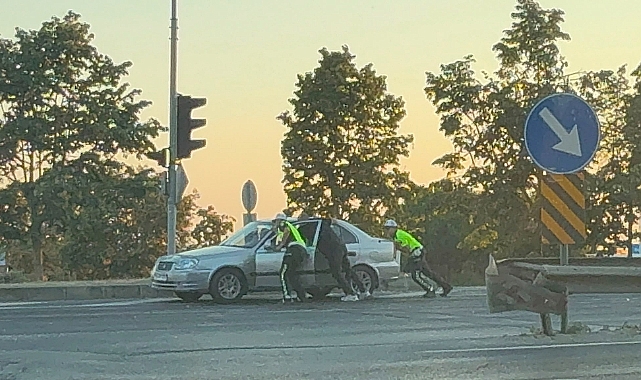 Yolda kalan sürücüye destek