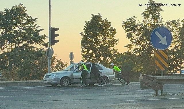 Yolda kalan sürücüye destek