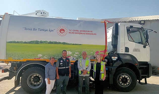 Bakanlıktan İpsala'ya yol süpürme aracı
