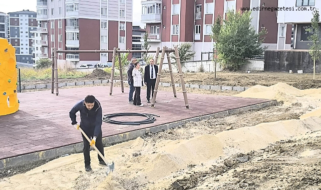 Cumhuriyet Mahallesi’nde Park Çalışması Sürüyor