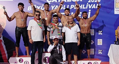 Edirne Belediyesi Pehlivanları Madalyaları Topluyor