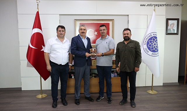 EDİRNE GAZETECİLER DERNEĞİ’NDEN REKTÖR ŞAHİN’E ANLAMLI ZİYARET