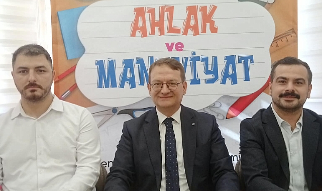 İriş: “İlk ders ahlak olmalı”