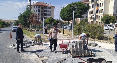 Lalapaşa’da Yol Çalışmaları Sürüyor