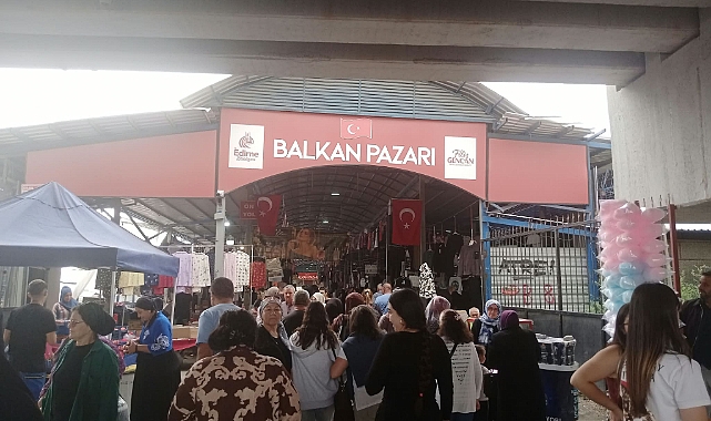 Pazarda Kışlık Kıyafet Telaşı