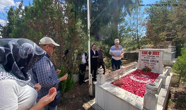Şehit Girgin, kabri başında anıldı