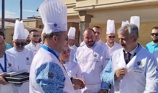 Vali Sezer’e Fahri Aşçılık Önlüğü