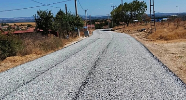 Vaysal Köyünde Yol Yenilendi