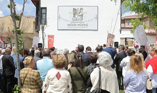 DÜNYANIN EZGİLERİ EDİRNE’DE BULUŞUYOR