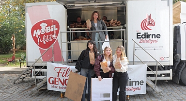 EDİRNE BELEDİYESİ’NDEN ÖĞRENCİLERE LOKMA İKRAMI