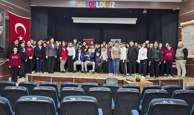  Gaziler öğrencilerle buluştu