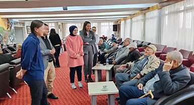 HUZUREVİ SAKİNLERİNE DİŞ TARAMASI