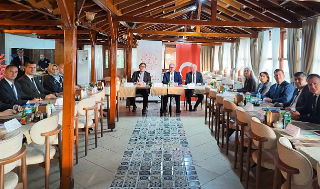 İlçe Millî Eğitim Müdürleri Toplantısı Gerçekleştirildi