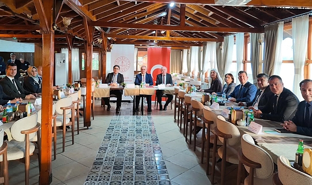İlçe milli eğitim müdürleri toplantısı yapıldı