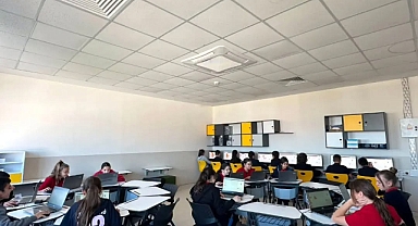 İPSALA’DA KODLAMA PROJESİNE BAKANLIK TAKDİRİ
