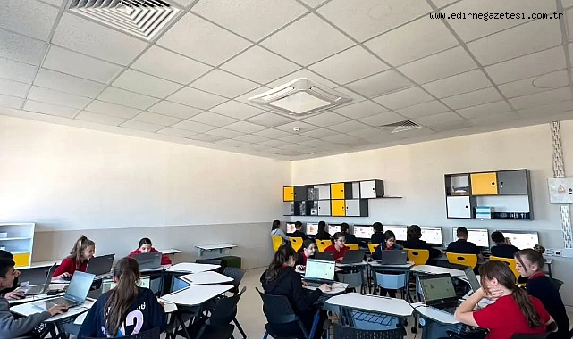 İPSALA’DA KODLAMA PROJESİNE BAKANLIK TAKDİRİ