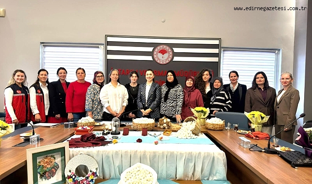 KADIN ÜRETİCİLER İPEK BÖCEKÇİLİĞİNİ YENİDEN CANLANDIRIYOR