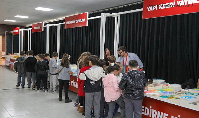 KİTAP GÜNLERİ’NİN İLK KONUKLARI ÖĞRENCİLER OLDU