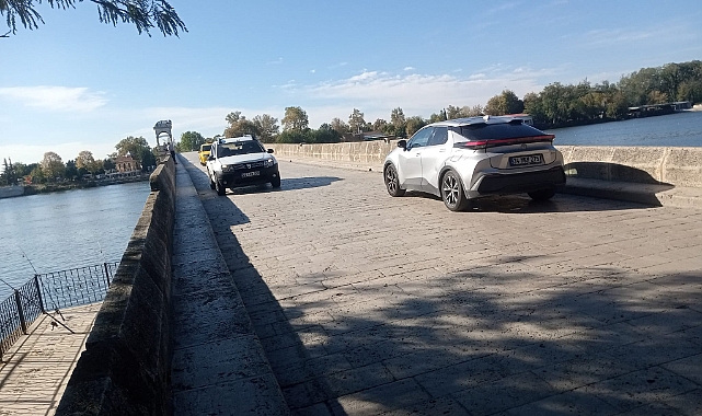 TARİHİ KÖPRÜLERDE ÇİFT YÖNLÜ ULAŞIM YENİDEN BAŞLADI