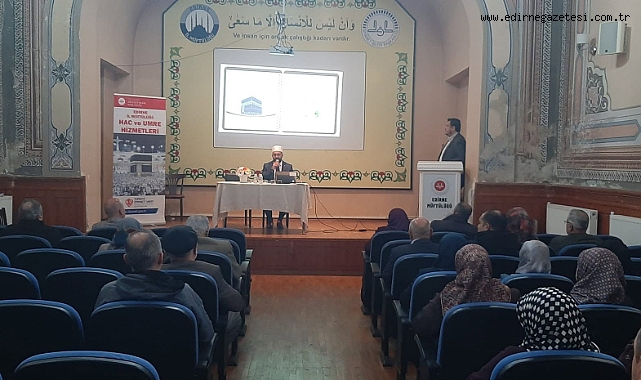 UMRE YOLCULARI BİLGİLENDİRİLDİ