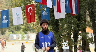 VETERİNER HEKİMDEN ATLI DAYANIKLILIK YARIŞMASINDA ÜÇÜNCÜLÜK