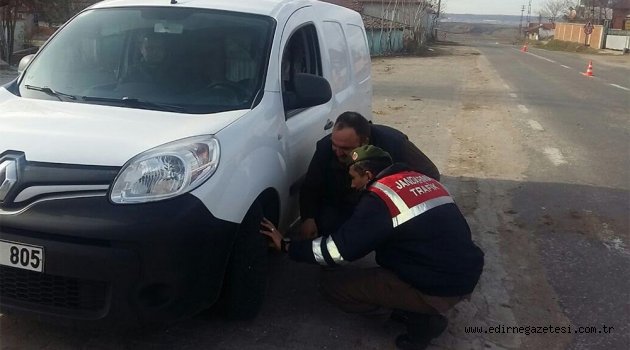 Jandarma’dan kontrol ve uyarı