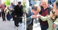 90’lık çınarlar sandık başında