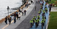 Aynı gün iki farklı şehirde bisiklete bindiler