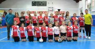 BASKETBOL'DAN SONRA VOLEYBOL'ADA EL ATILLAR