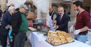 Bedava hamsi kuyruğu