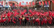 Bircan yoğun mesaide
