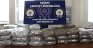 Botla uyuşturucu kaçakçılığına operasyon