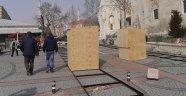 Emek Pazarına barakaya esnaf tepkili