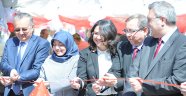Eşlerden anlamlı kermes