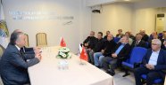 Esnafın sorunlarını dinledi