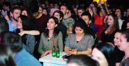 Hangar kapılarını açtı