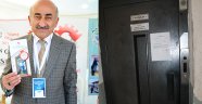 Kırmızı etiketli asansör kullanmayın