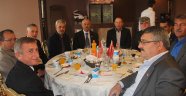 Muhtarlar yemekte buluştu