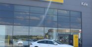 Opel yeni aracını tanıtıyor