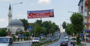 Şaşırtan pankart