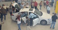 Yeni kasa İnsignia’ya yoğun ilgi