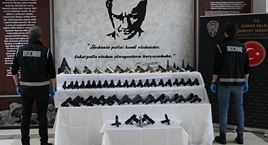 59 ruhsatsız tabanca ele geçirildi